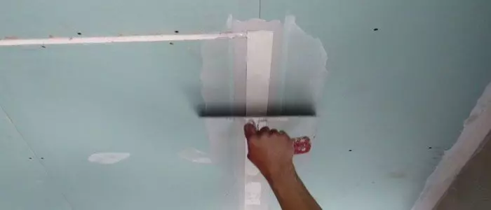 Gyproc plafond en gyprocwerken gyproc en bezetselwerken, plamuren